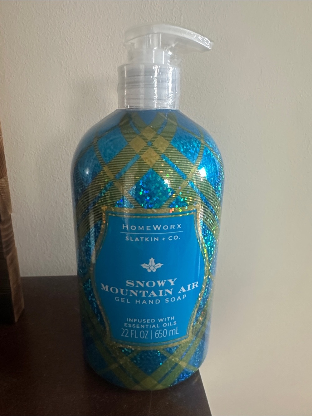 HomeWorx Slatkin & Co. Snowy Mountain Air Gel Hand Soap - Blue